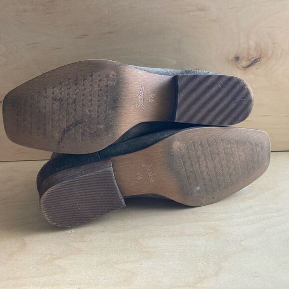 Zodiac Women's Boot Bootie Grey Suede Size  9.5  M  Western Toe - Picture 11 of 16